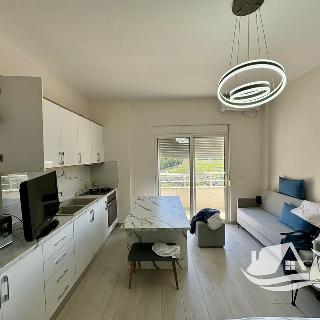 Prodej bytu 1+kk a garsoniéry 48 m² v Albánii