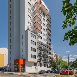 Prodej bytu 2+kk 47 m² Praha