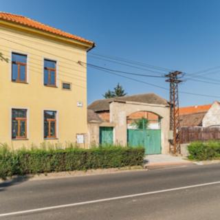 Prodej rodinného domu 480 m² Račiněves