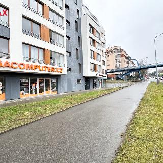 Pronájem bytu 1+kk a garsoniéry 36 m² Praha, Patočkova