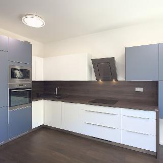 Pronájem bytu 3+kk 85 m² Praha, Mozartova