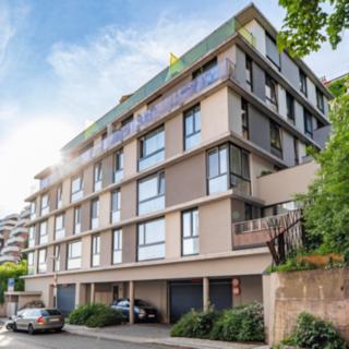 Prodej bytu 2+kk 50 m² Praha, Ve Střešovičkách