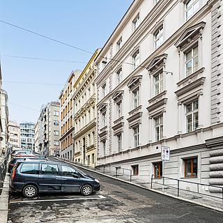 Pronájem skladu 3 m&sup2; Praha