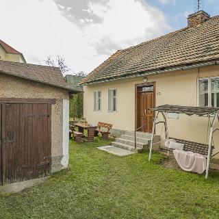 Prodej rodinného domu 71 m² Mlečice, 