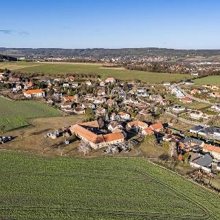 Prodej stavební parcely 2 230 m² Zahořany