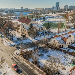 Pronájem zahrady 530 m² Praha