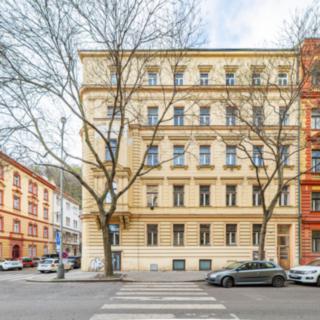 Pronájem bytu 3+kk 73 m² Praha
