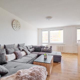 Pronájem bytu 3+kk 82 m² Štětí, Obchodní