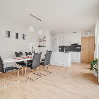 Prodej rodinného domu 167 m² Chýně, Západní