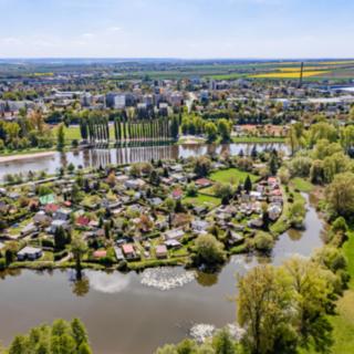 Prodej stavební parcely 992 m² Káraný
