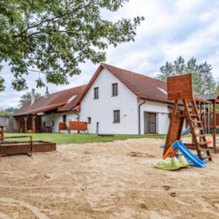 Prodej Ostatních komerčních prostor 236 m² Dvory nad Lužnicí