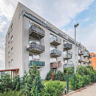 Pronájem bytu 2+kk 56 m² Hostivice, Ječná