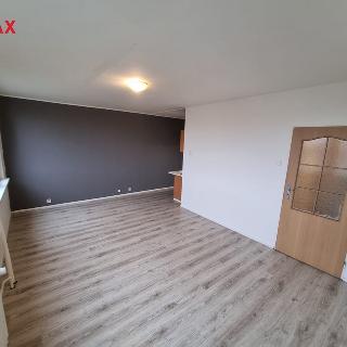 Pronájem bytu 1+kk, garsoniery 33 m² Most