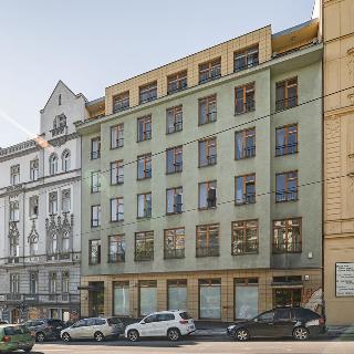 Pronájem bytu 1+kk a garsoniéry 28 m² Praha, Francouzská