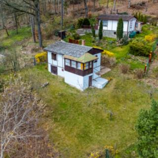 Prodej chaty 35 m² Černolice, Brusinková