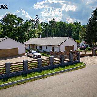 Prodej stavební parcely 969 m&sup2; Lišov