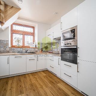 Pronájem bytu 2+1 83 m² Olomouc, Ibsenova