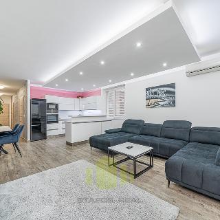 Prodej bytu 3+kk 75 m² Olomouc, Janského