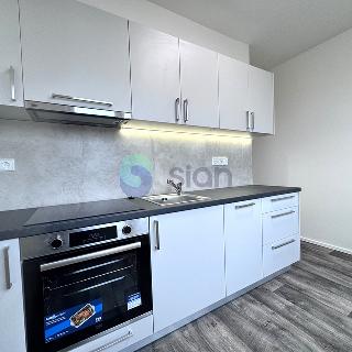 Pronájem bytu 2+1 55 m² Ostrava