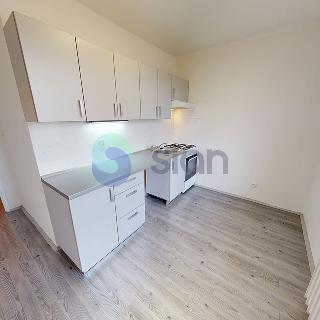 Pronájem bytu 2+1 50 m² Ostrava, Krasnoarmejců