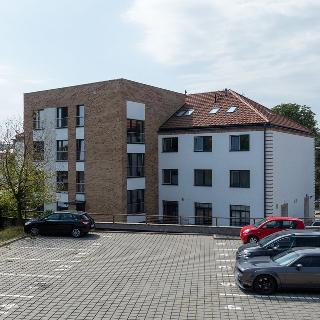 Prodej bytu 2+kk 63 m² Zastávka, 1. máje