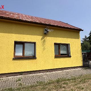 Prodej rodinného domu 75 m² Klecany, Na vršku