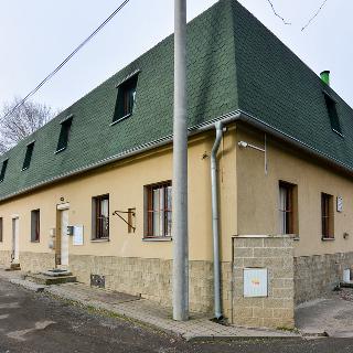 Prodej ostatního komerčního prostoru 615 m² Dobříč, 