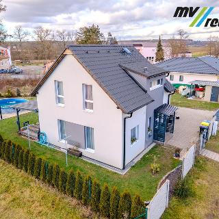 Prodej rodinného domu 95 m² Sojovice, 