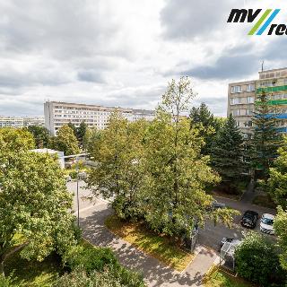 Prodej bytu 3+1 53 m² Praha, Bílinská