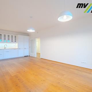 Prodej bytu 4+kk 78 m&sup2; Lysá nad Labem
