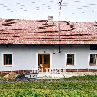 Pronájem rodinného domu 150 m² Křešín, 