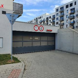 Pronájem parkovacího místa 13 m² Brno, Střední