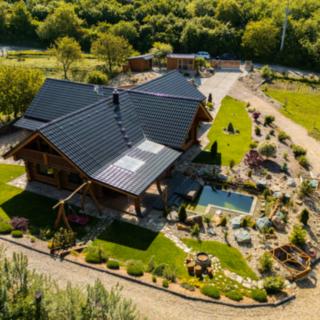 Prodej rodinného domu 297 m&sup2; Milešovice