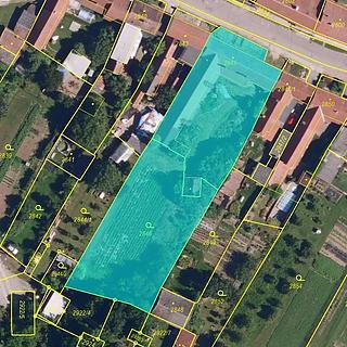 Prodej stavební parcely 2394 m&sup2; Moravský Krumlov