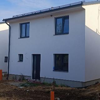 Prodej rodinného domu 132 m² Uhřice, 