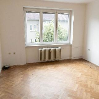 Prodej bytu 3+1 64 m² Olomouc, Štítného