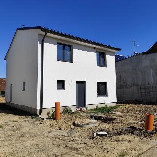 Prodej rodinného domu 132 m² Uhřice