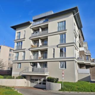 Prodej parkovacího místa 14 m² Pardubice