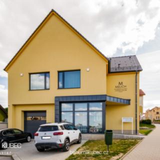 Pronájem bytu 1+kk a garsoniéry 40 m² Veselí nad Lužnicí, Budějovická