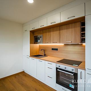Pronájem bytu 2+1 49 m&sup2; Jindřichův Hradec