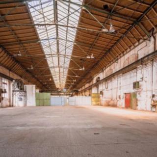 Pronájem skladu 1 000 m² Hradec Králové, Gočárova třída