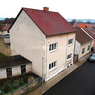 Prodej rodinného domu 265 m&sup2; Krupka