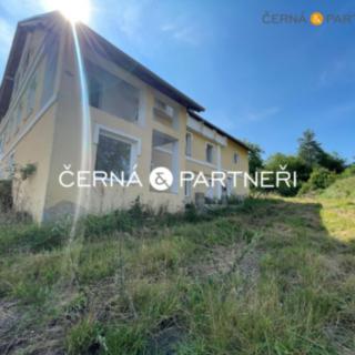 Prodej stavební parcely 10857 m&sup2; Modlany