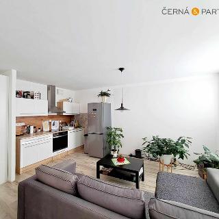 Prodej bytu 2+kk 45 m² Teplice, Pod hvězdárnou