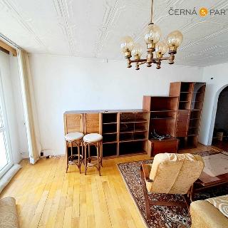 Prodej bytu 3+1 72 m² Teplice, Trnovanská