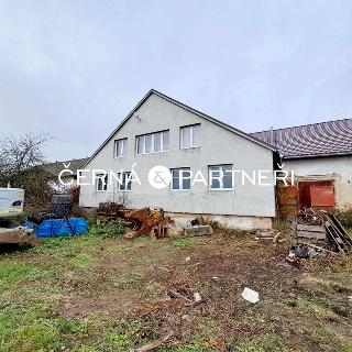 Prodej stavební parcely 7 651 m² Střemy