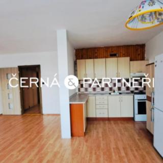 Prodej bytu 3+1 70 m² Teplice, Trnovanská