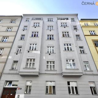 Prodej bytu 2+kk 48 m² Praha, Pod Kotlaskou