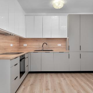 Pronájem bytu 2+kk 65 m² Ústí nad Orlicí, Východní