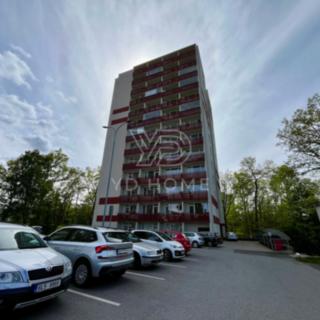 Pronájem bytu 2+1 45 m² Liberec, Libušina